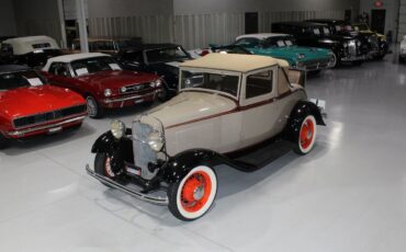 Ford-Model-18-Coupe-1932