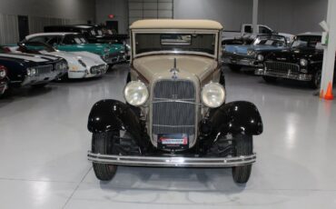 Ford-Model-18-Coupe-1932-13