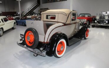 Ford-Model-18-Coupe-1932-16