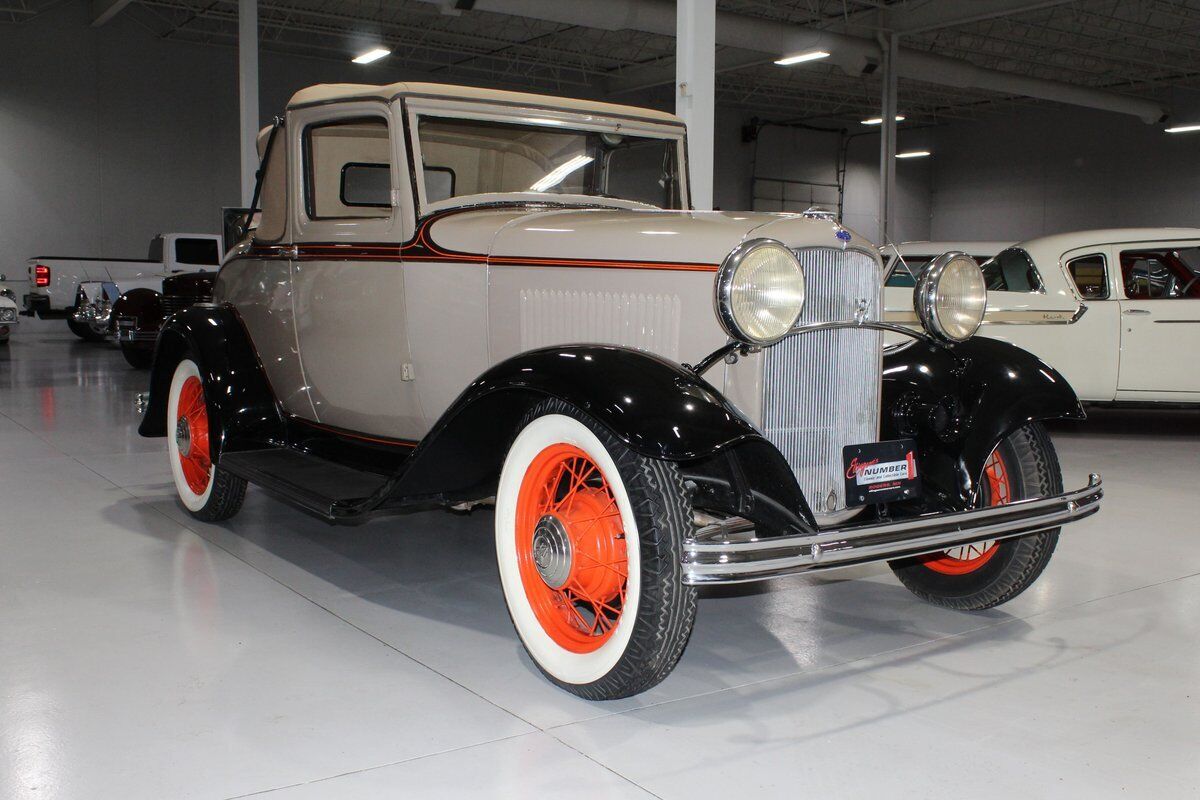 Ford-Model-18-Coupe-1932-28