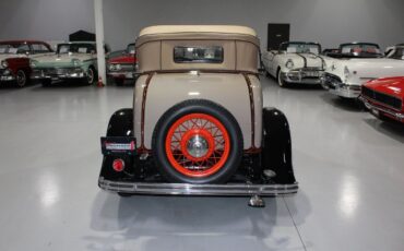 Ford-Model-18-Coupe-1932-37