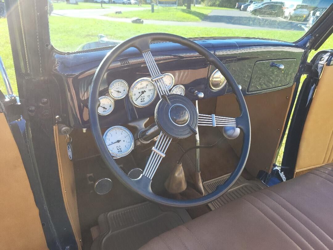 Ford-Model-48-Cabriolet-1935-12