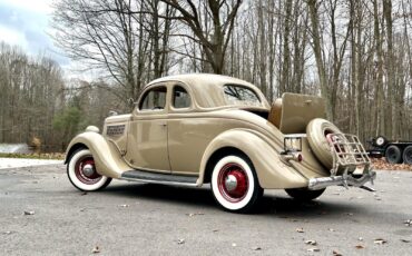 Ford-Model-48-Deluxe-1935-1