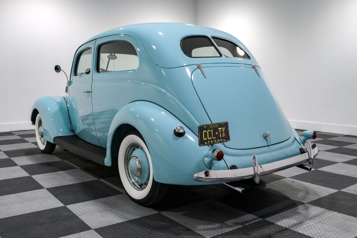 Ford-Model-74-Coupe-1937-4