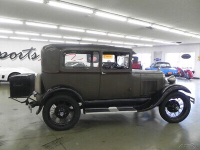 Ford-Model-A-1929-2