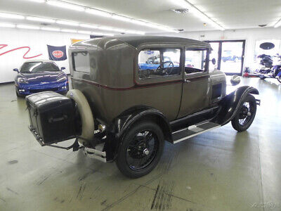 Ford-Model-A-1929-4