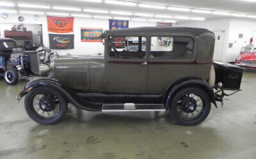 Ford-Model-A-1929-7