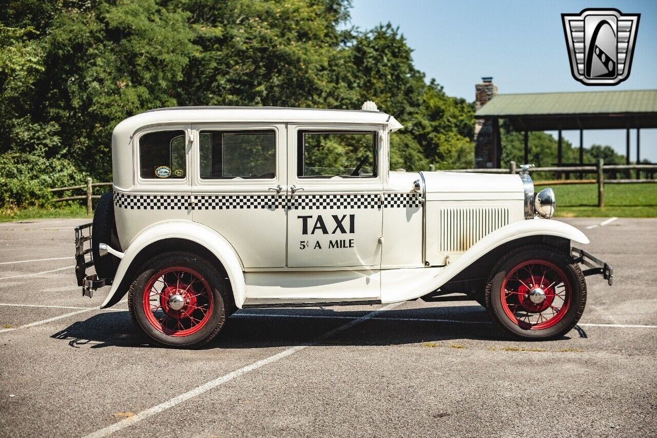 Ford-Model-A-1930-7