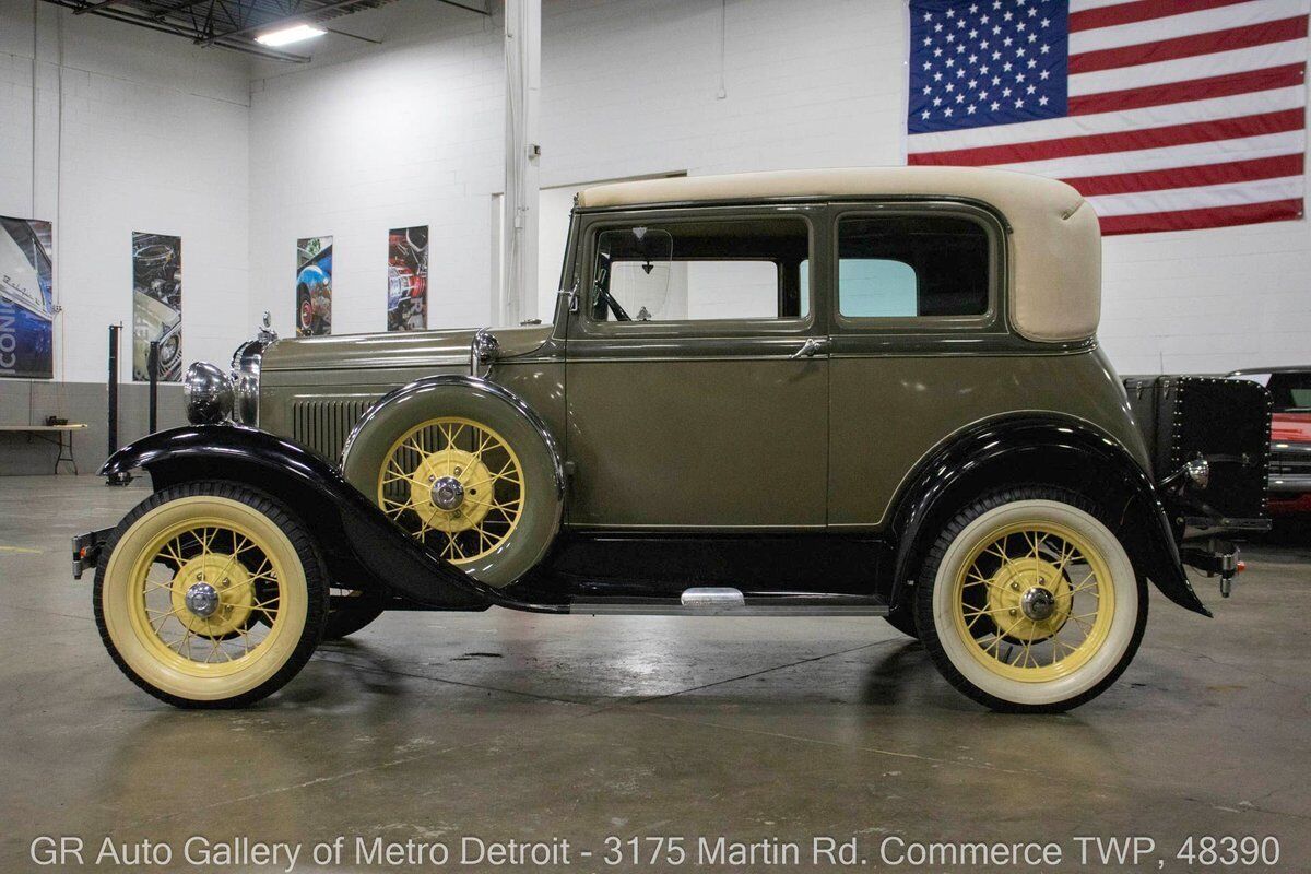 Ford-Model-A-1931-2