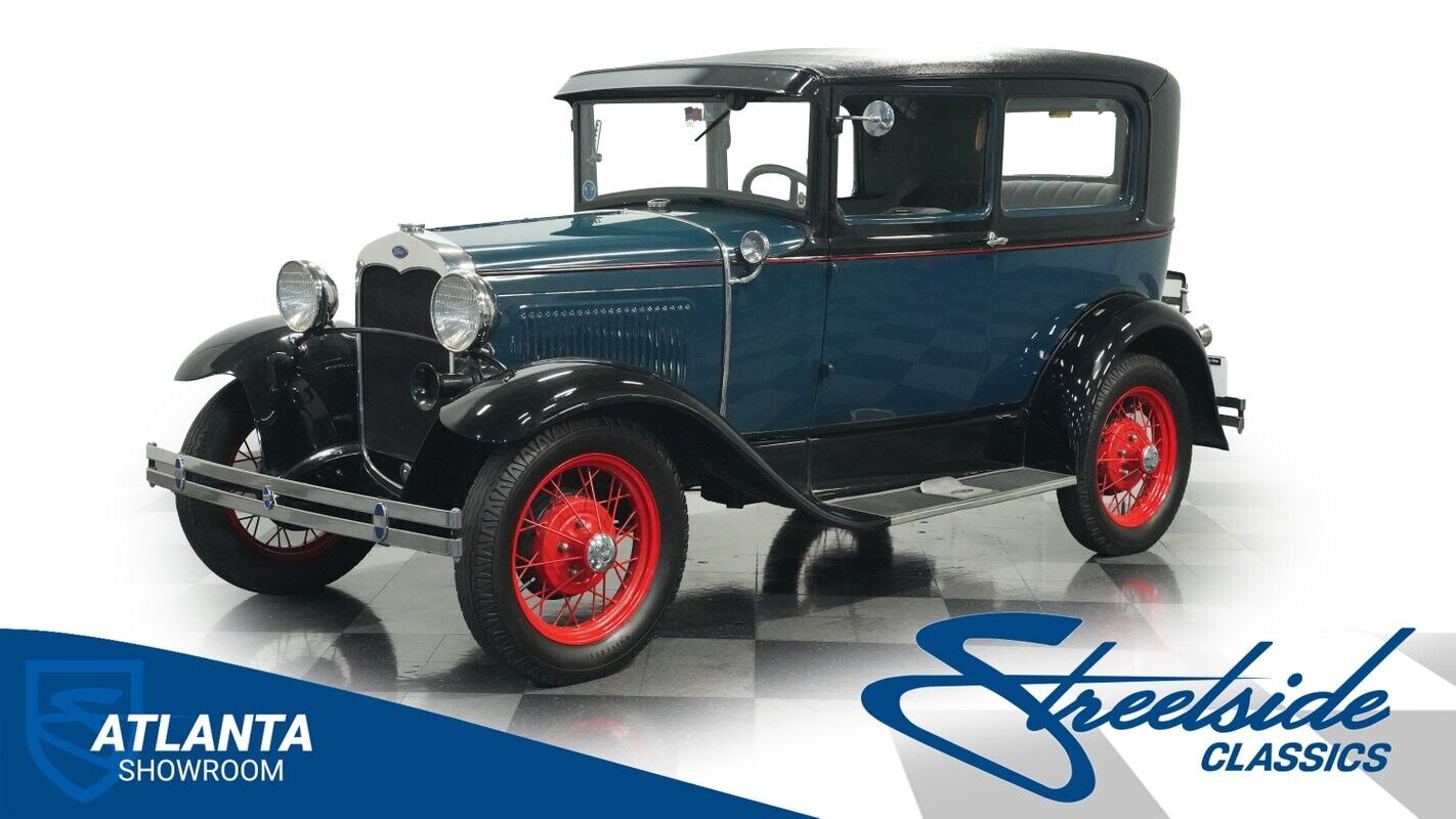 Ford-Model-A-Berline-1930