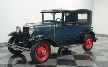 Ford-Model-A-Berline-1930-5