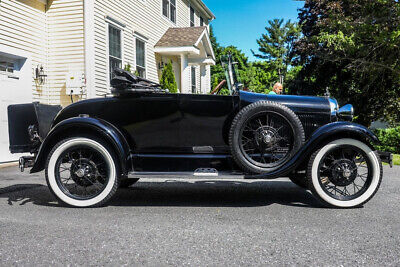 Ford-Model-A-Cabriolet-1928-2