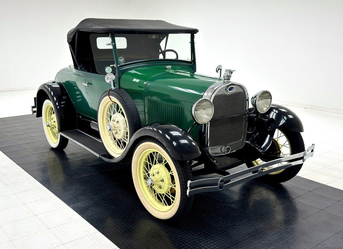 Ford-Model-A-Cabriolet-1929-6