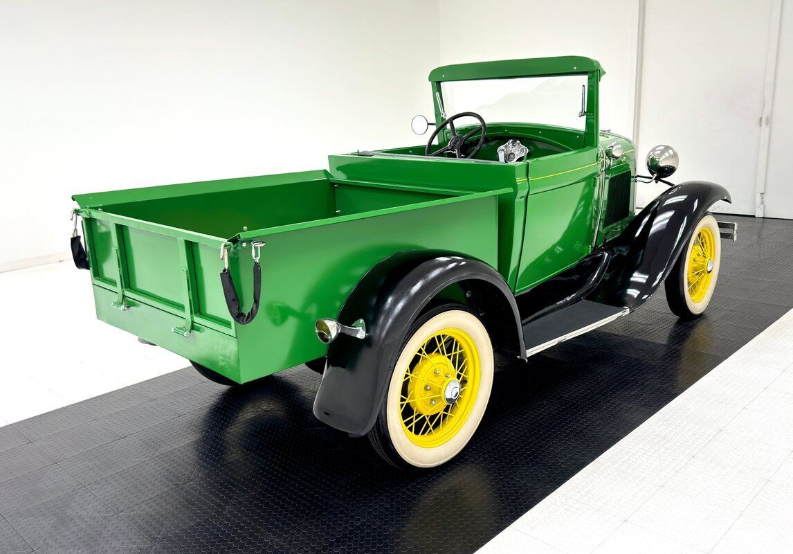 Ford-Model-A-Cabriolet-1931-4