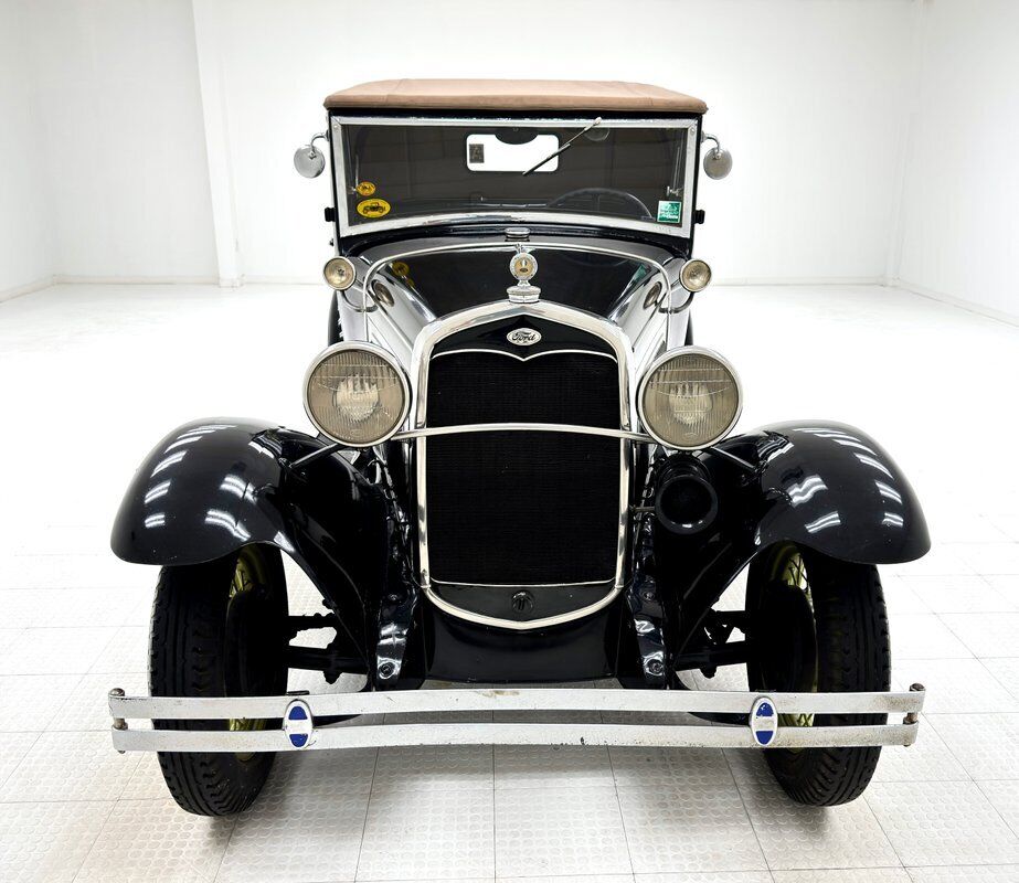 Ford-Model-A-Cabriolet-1931-7