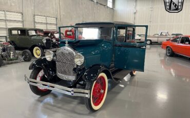 Ford-Model-A-Coupe-1928-8