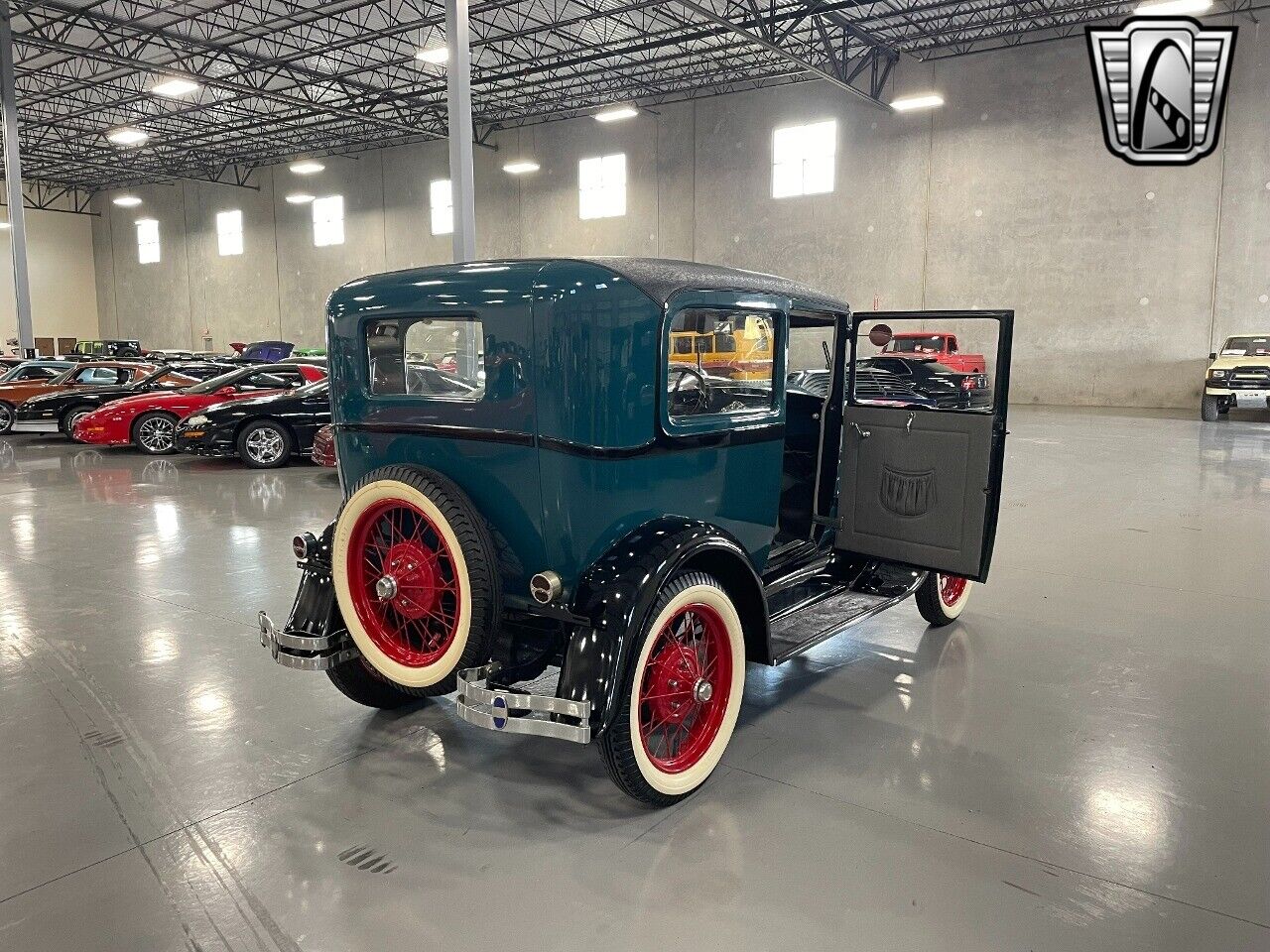 Ford-Model-A-Coupe-1928-9