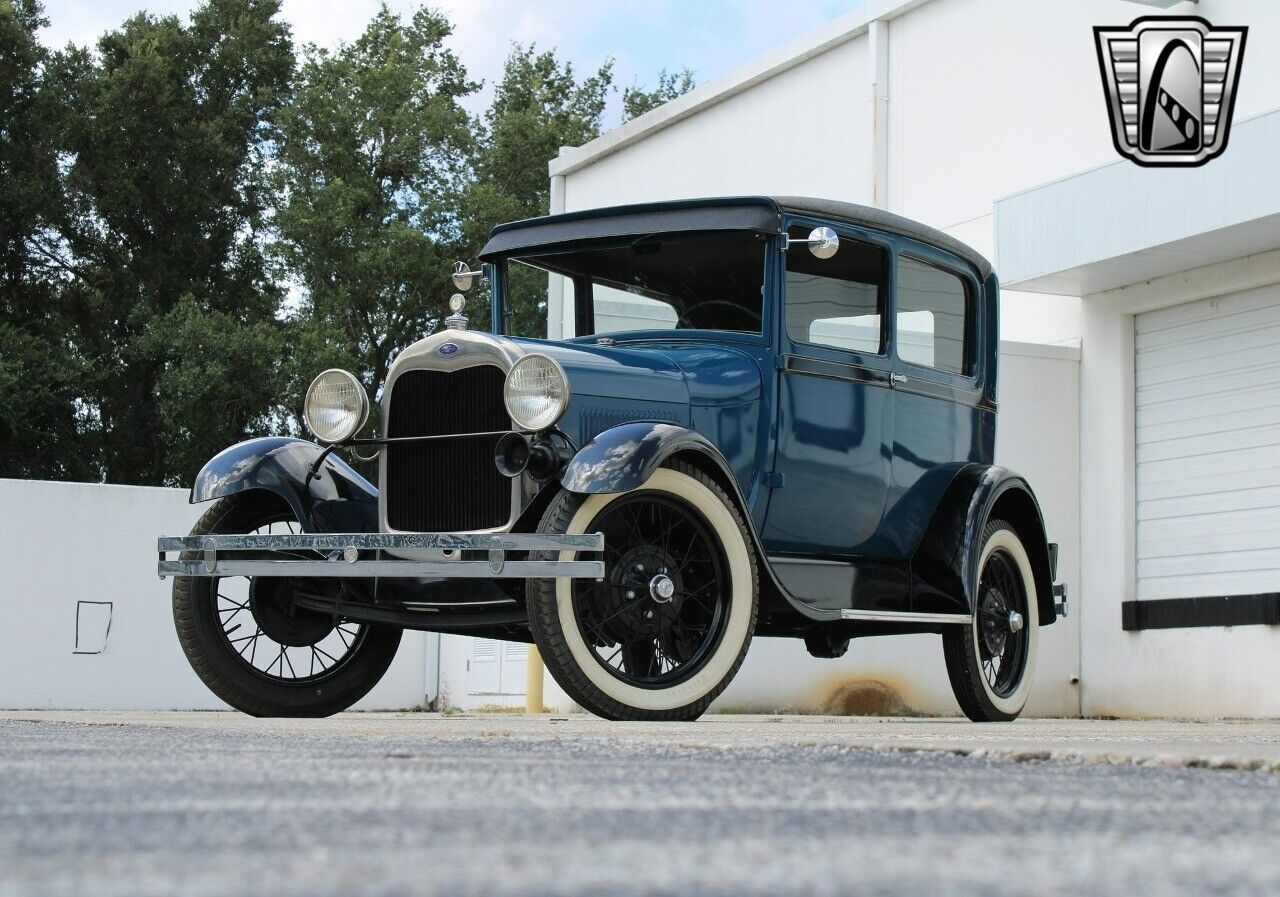 Ford-Model-A-Coupe-1929-2