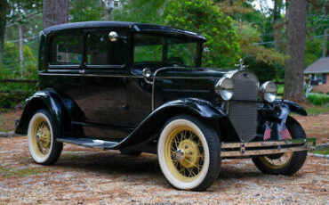 Ford-Model-A-Coupe-1930-11