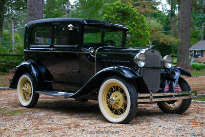 Ford-Model-A-Coupe-1930-11