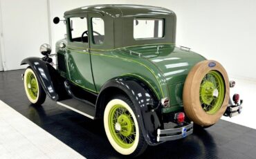 Ford-Model-A-Coupe-1930-2