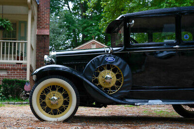 Ford-Model-A-Coupe-1930-3