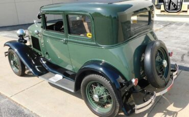 Ford-Model-A-Coupe-1931-3