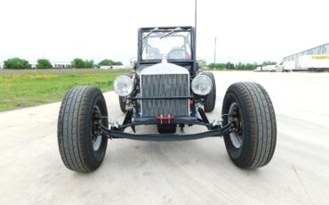 Ford-Model-T-1920-9