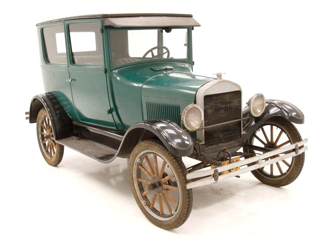 Ford-Model-T-Berline-1926-6