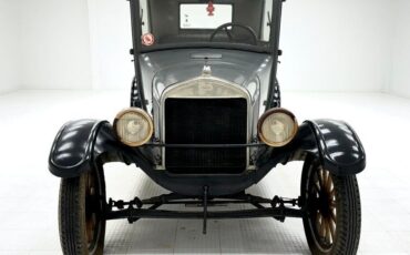 Ford-Model-T-Berline-1927-7