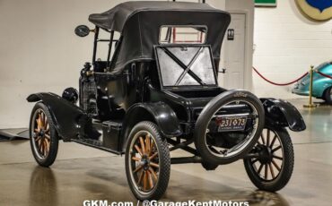 Ford-Model-T-Cabriolet-1923-2