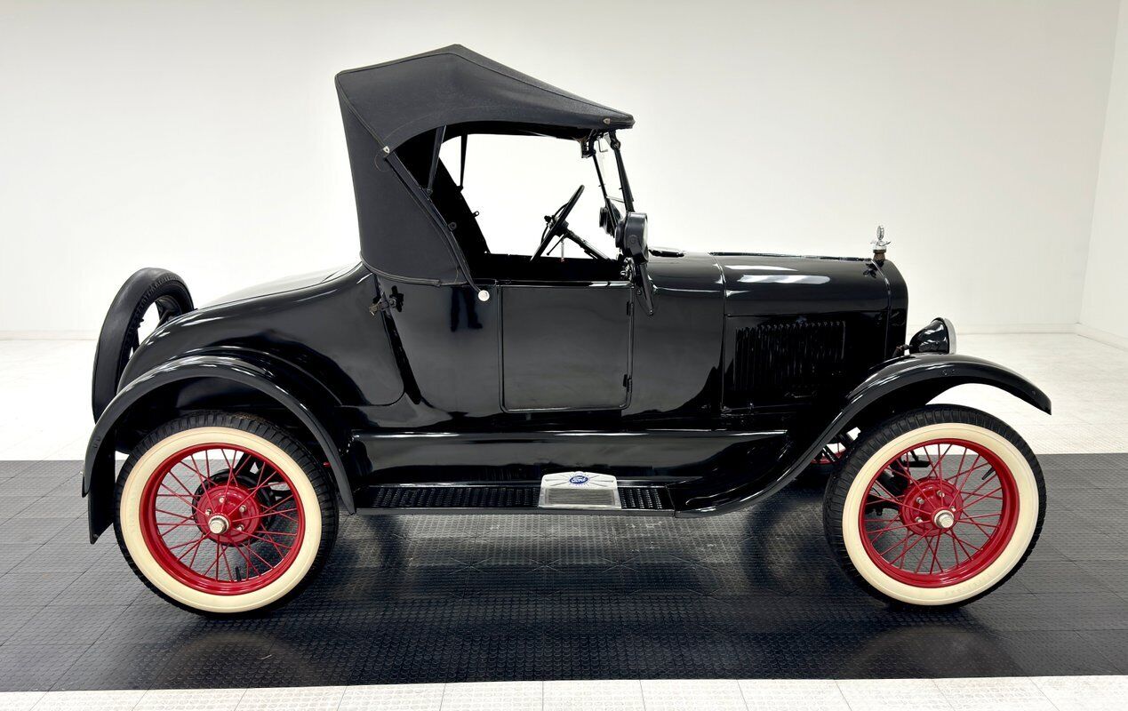 Ford-Model-T-Cabriolet-1926-5