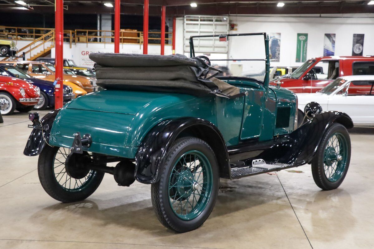 Ford-Model-T-Cabriolet-1926-7