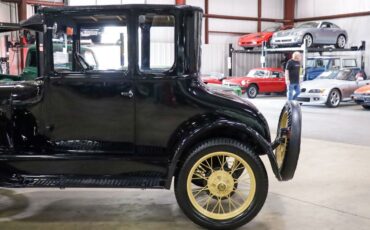 Ford-Model-T-Coupe-1926-4