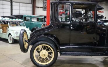 Ford-Model-T-Coupe-1926-8