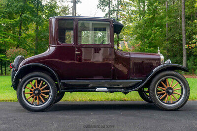 Ford-Model-T-Coupe-1927-8