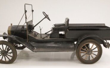 Ford-Model-T-Pickup-1915-1