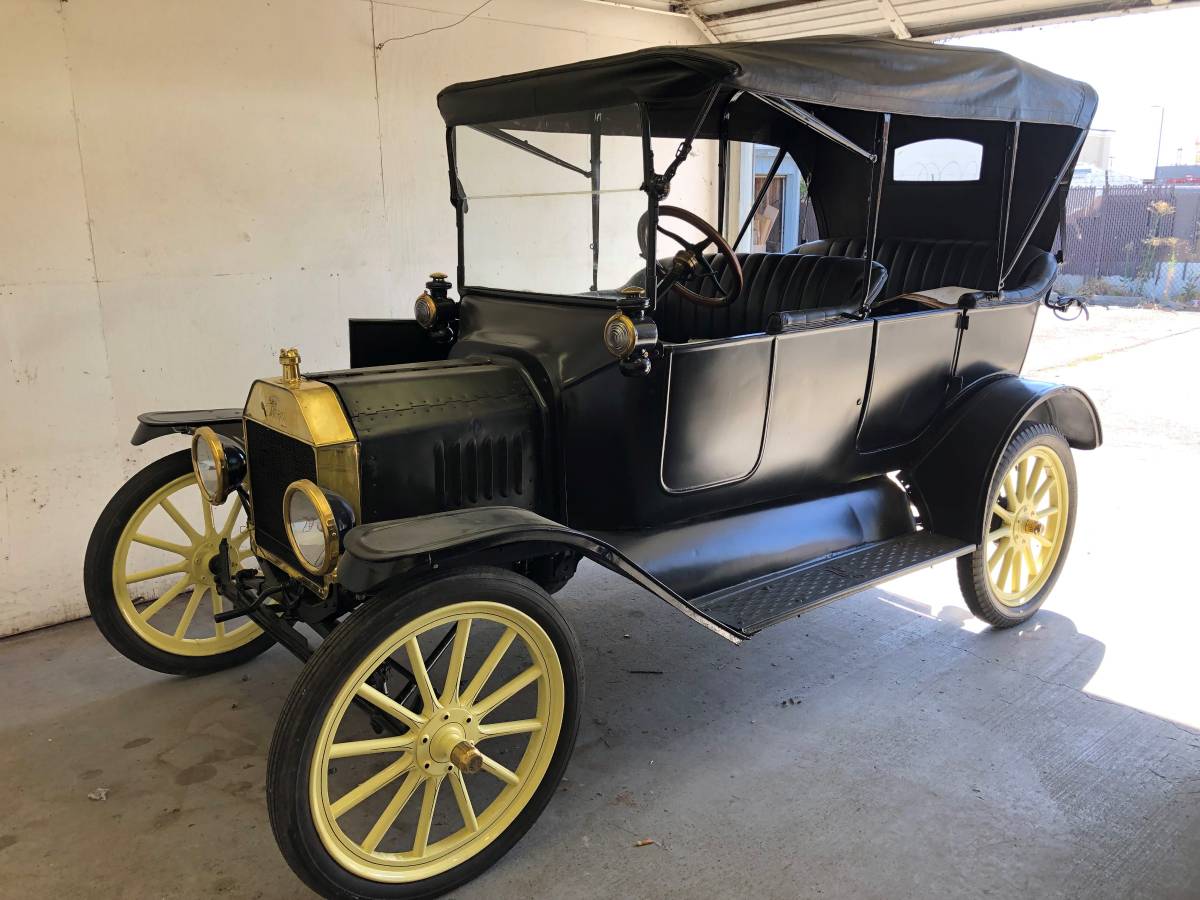 Ford-Model-t-1915