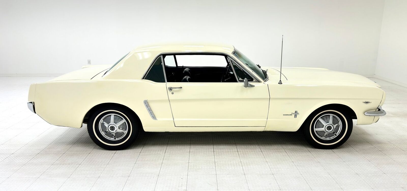 Ford-Mustang-1964-5