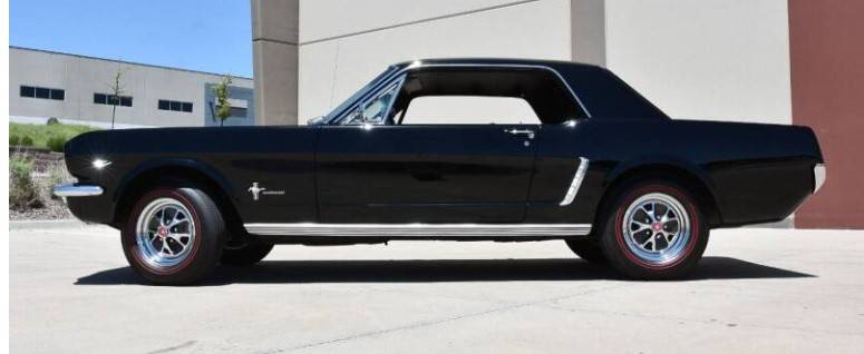 Ford-Mustang-1965-1