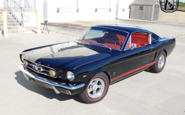 Ford-Mustang-1965-10