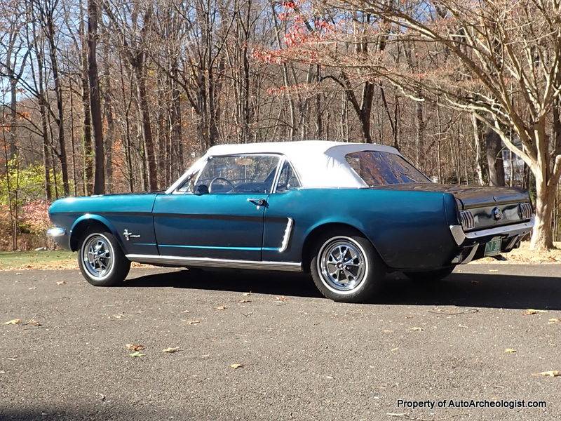 Ford-Mustang-1965