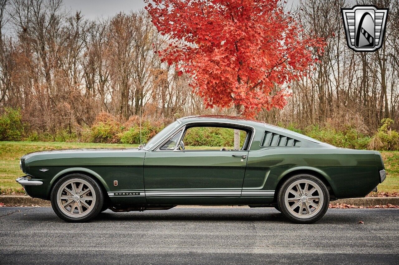 Ford-Mustang-1965-3