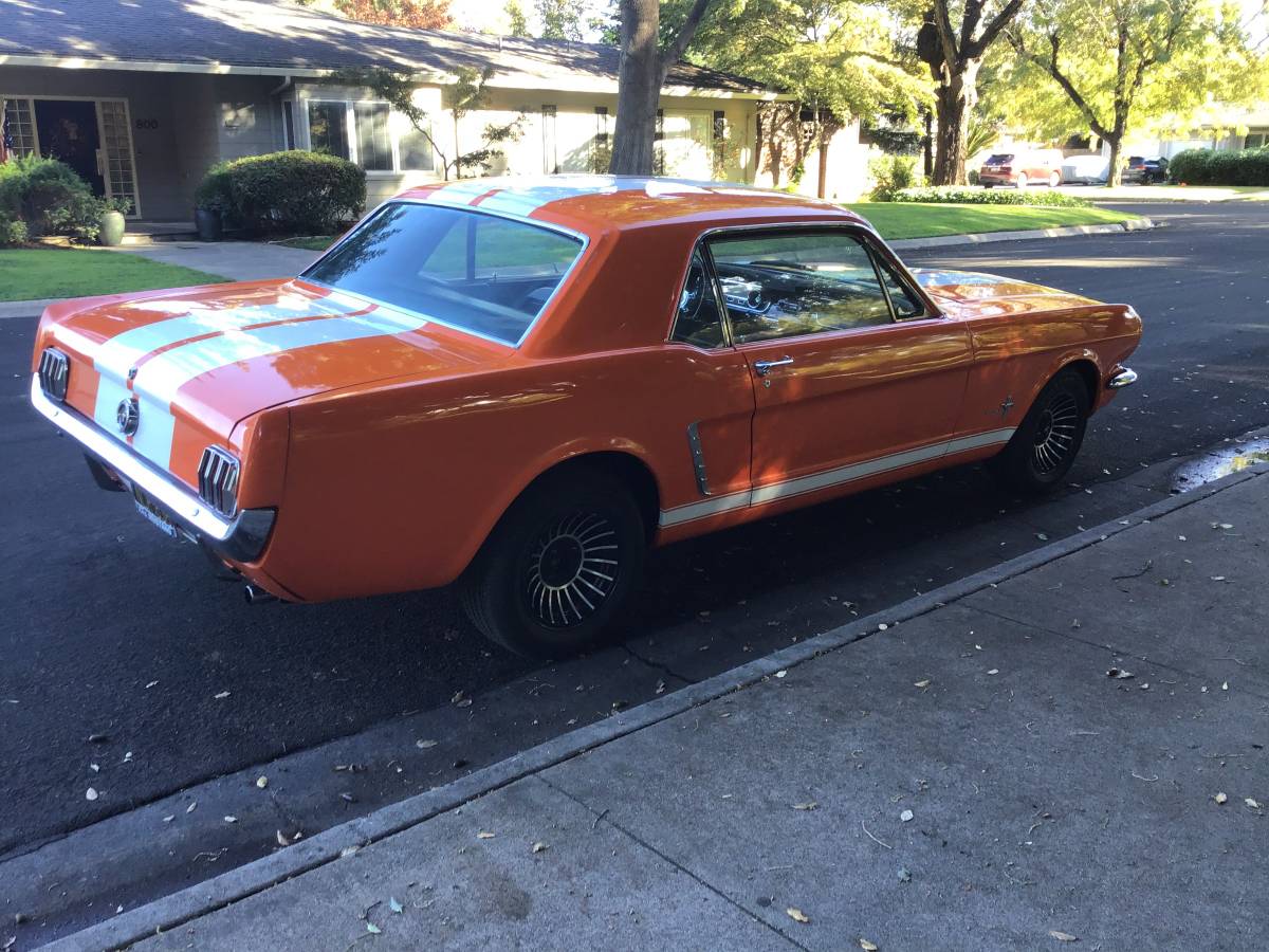 Ford-Mustang-1965-4