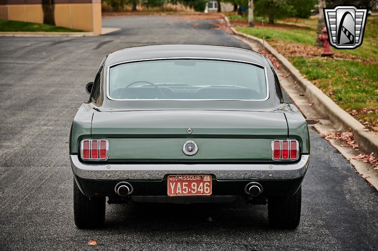 Ford-Mustang-1965-5