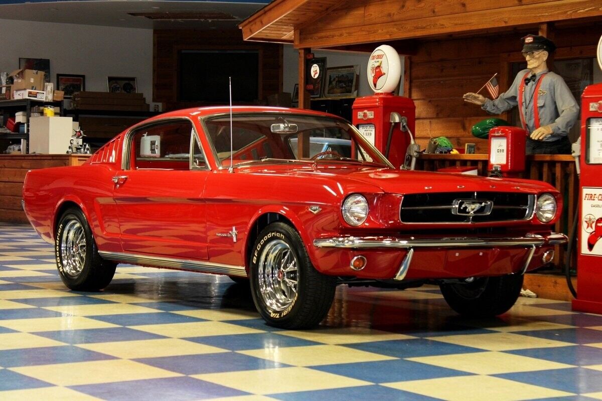 Ford-Mustang-1965-6