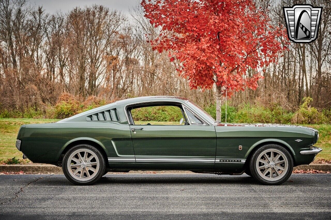 Ford-Mustang-1965-7