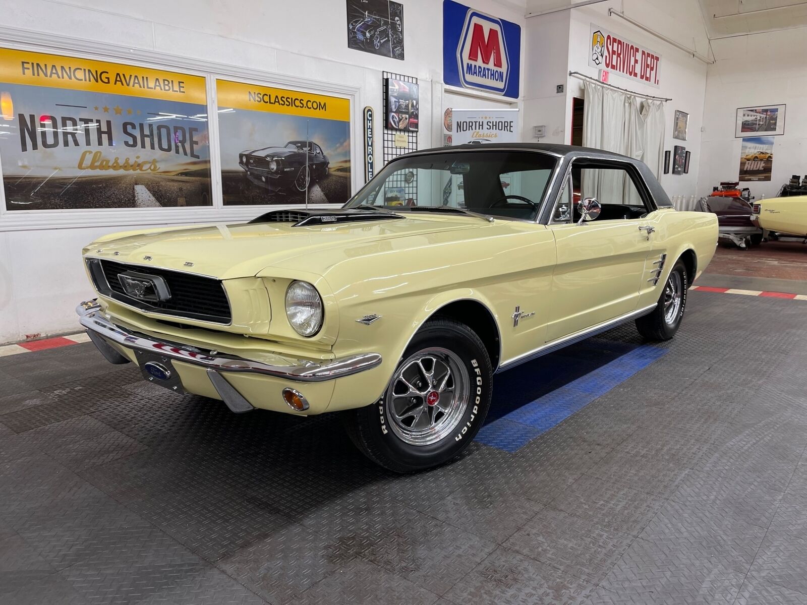 Ford-Mustang-1966-1