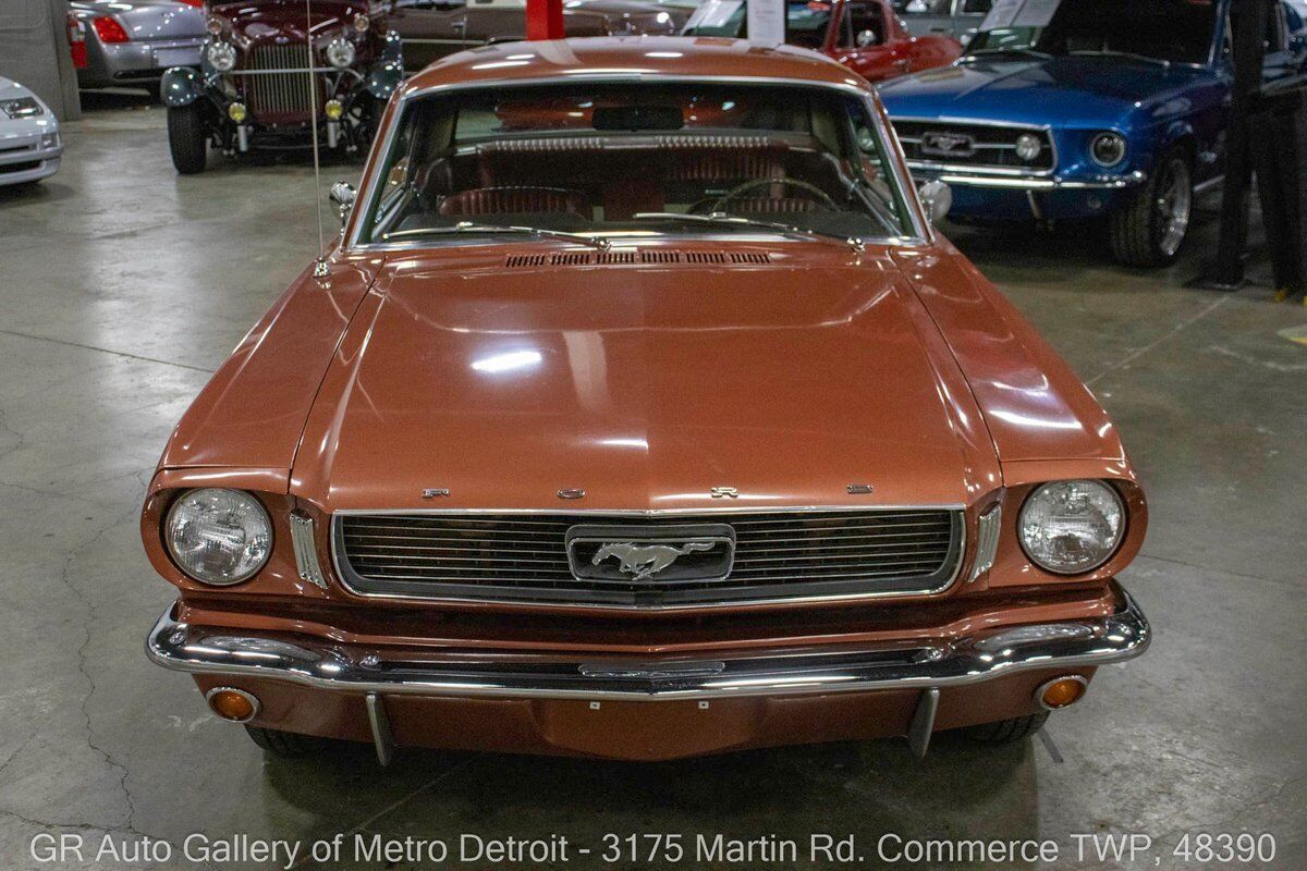 Ford-Mustang-1966-10