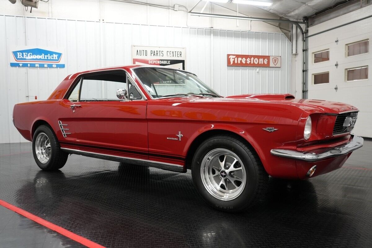 Ford-Mustang-1966-20